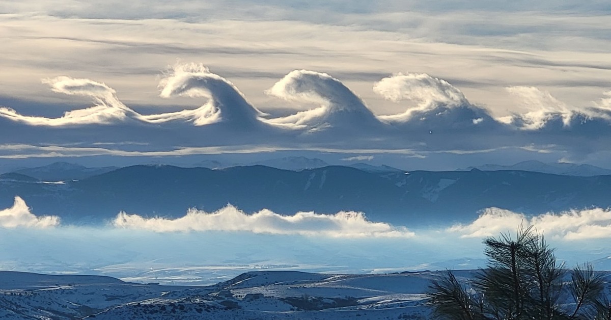 Raras nubes en forma de olas capturadas por Sky-Watcher en Wyoming